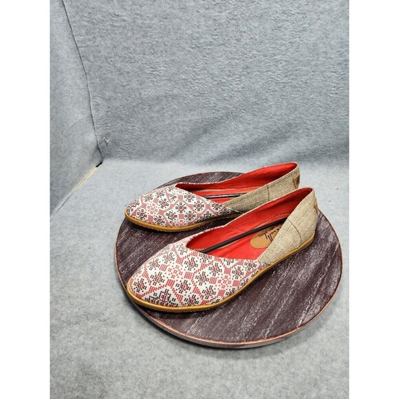 Piranda Womens Slip-On Flats  Multicolor Size 39 Red Beige Canvas Rubber Sole - Picture 8 of 16